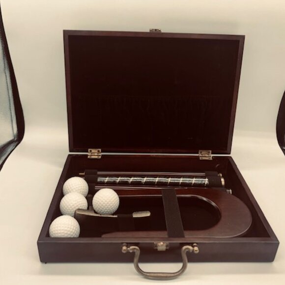 Bombay Company Portable Golf Putter Set in Wood Case - Picture 2 of 8